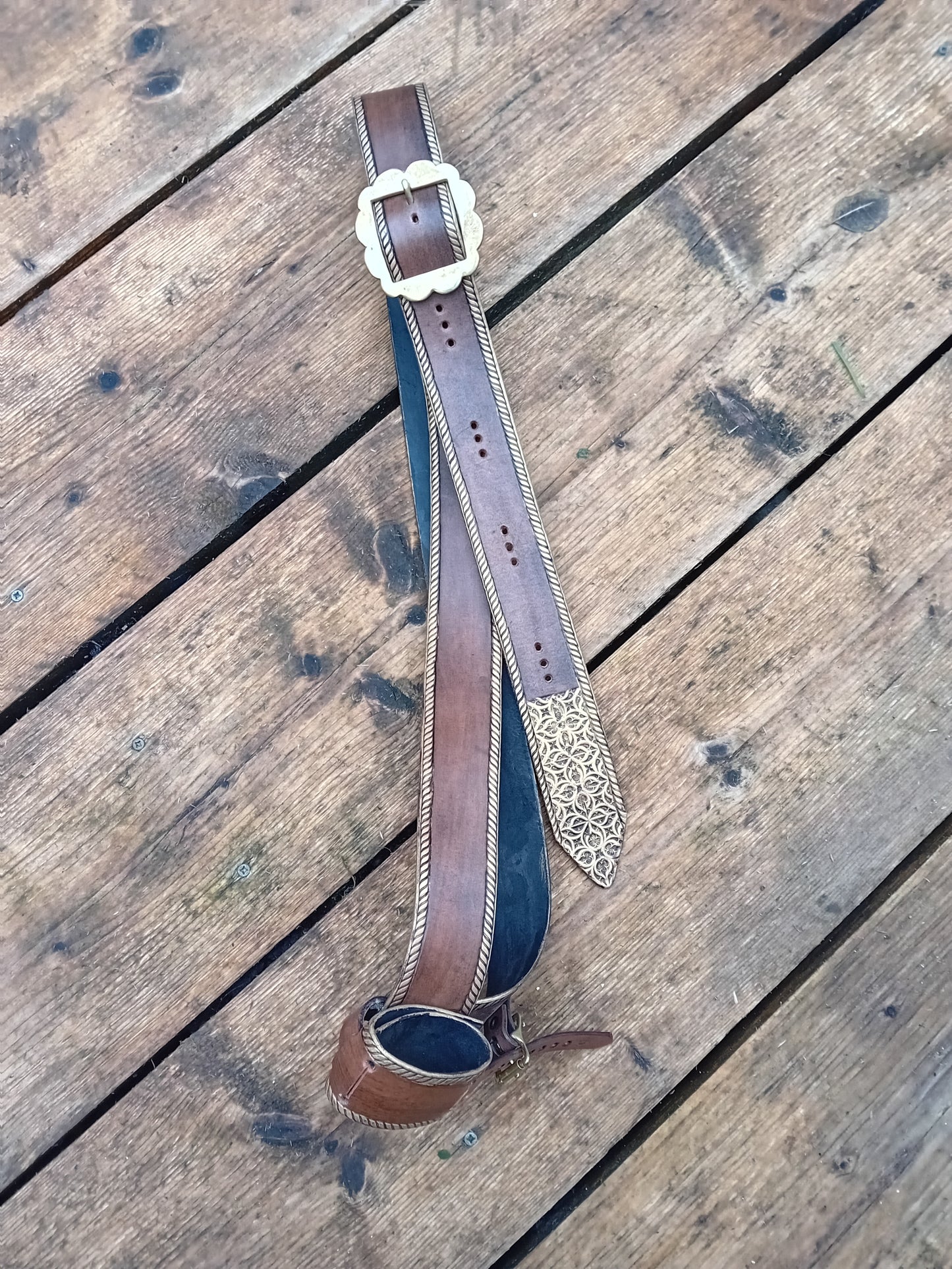 Gold and Brown Baldric and frog